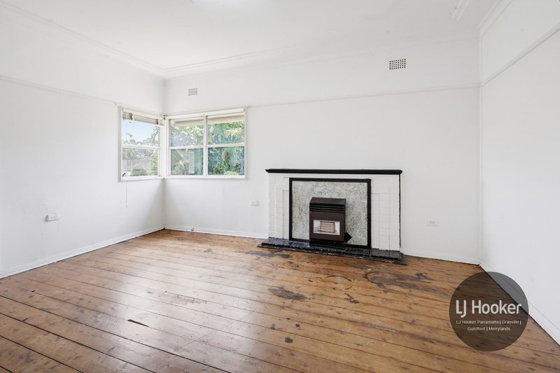 Photo - 7 Lamb Crescent, Merrylands NSW 2160 - Image 5