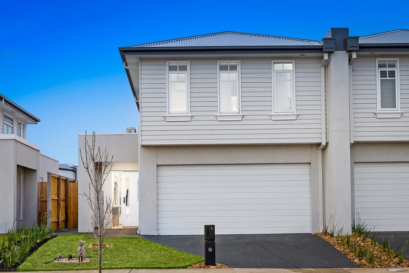 7 Lancashire Drive, Werribee VIC 3030