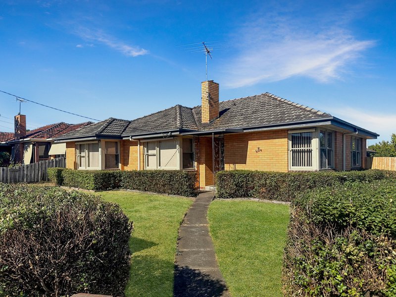 Photo - 7 Landy Ave , Highton VIC 3216 - Image 1
