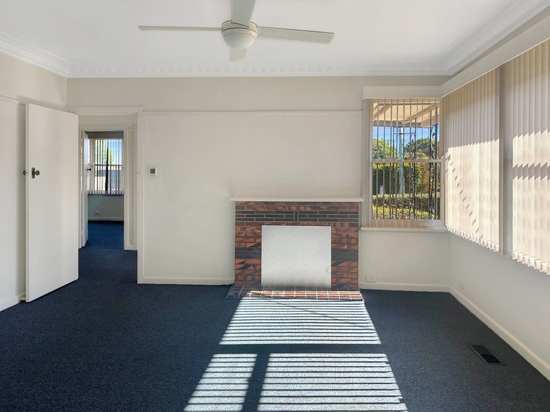 Photo - 7 Landy Ave , Highton VIC 3216 - Image 3