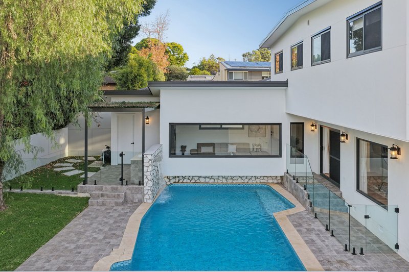 Photo - 7 Langdon Road, Baulkham Hills NSW 2153 - Image 4