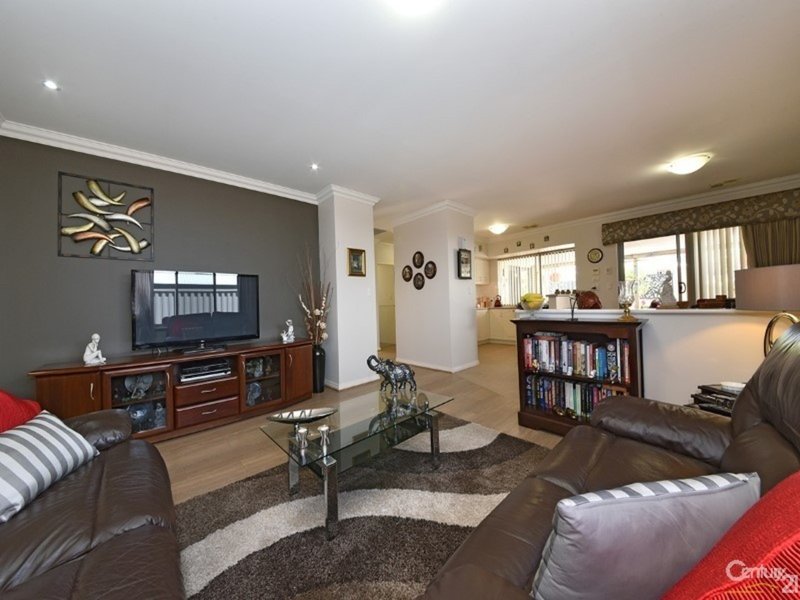 Photo - 7 Langston Drive, Yanchep WA 6035 - Image 6