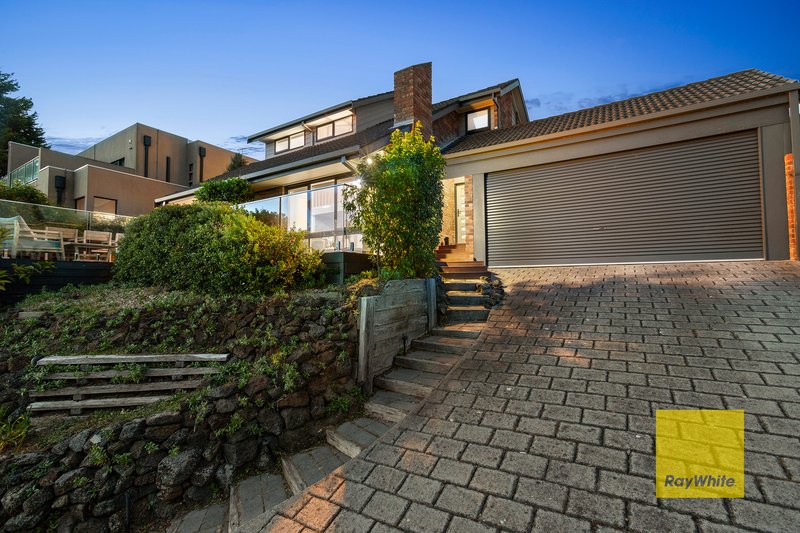 Photo - 7 Lansbury Crescent, Highton VIC 3216 - Image 2