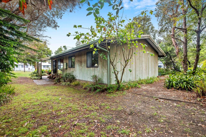 Photo - 7 Larmer Close, Broulee NSW 2537 - Image 9