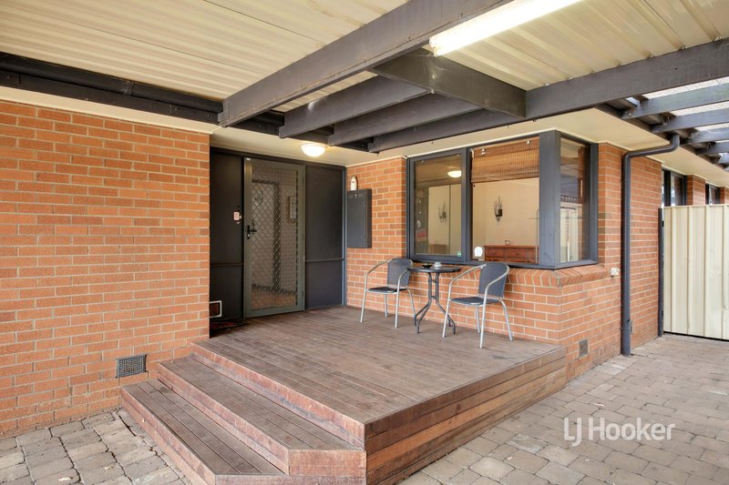 Photo - 7 Latrobe Court, Werribee VIC 3030 - Image 2