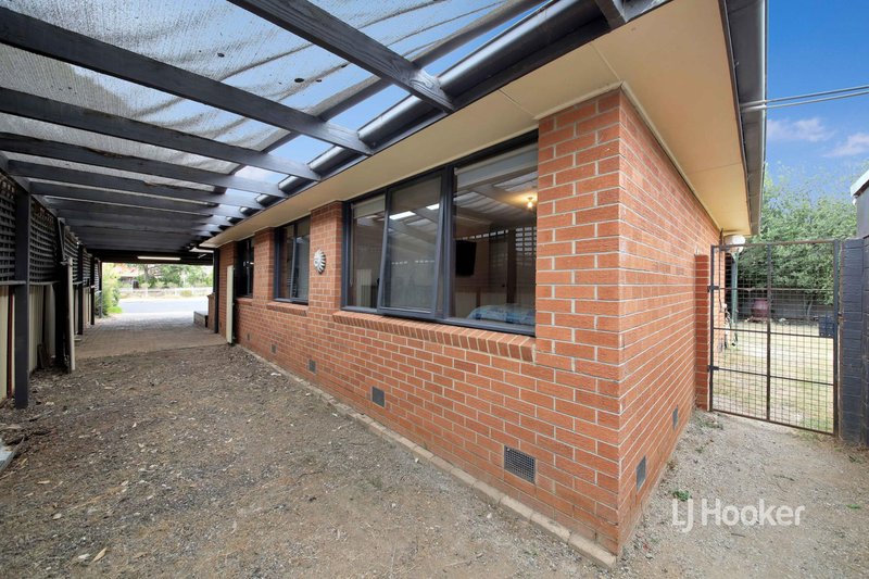 Photo - 7 Latrobe Court, Werribee VIC 3030 - Image 3