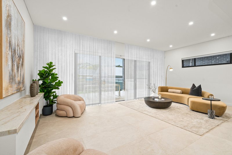 Photo - 7 Latty Street, Fairfield NSW 2165 - Image 6