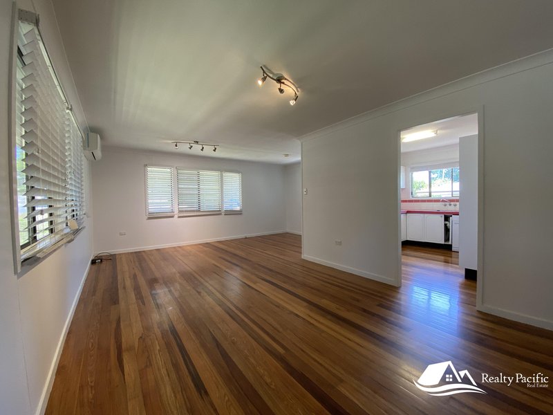 Photo - 7 Laurie Street, Carina Heights QLD 4152 - Image 4