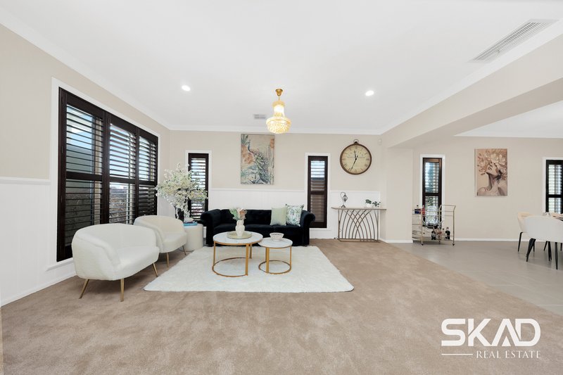 Photo - 7 Laurimar Boulevard, Doreen VIC 3754 - Image 4