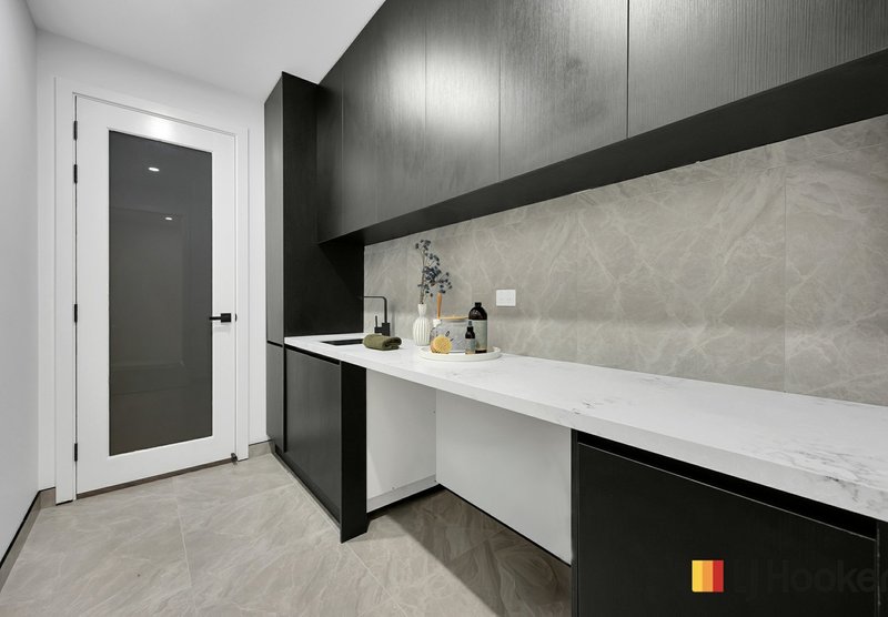 Photo - 7 Lauzet Way, Sunbury VIC 3429 - Image 6