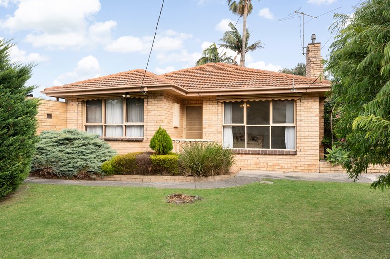 Photo - 7 Lawborough Avenue, Parkdale VIC 3195 - Image 1