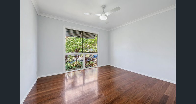 Photo - 7 Lawnhill Avenue, Deception Bay QLD 4508 - Image 6