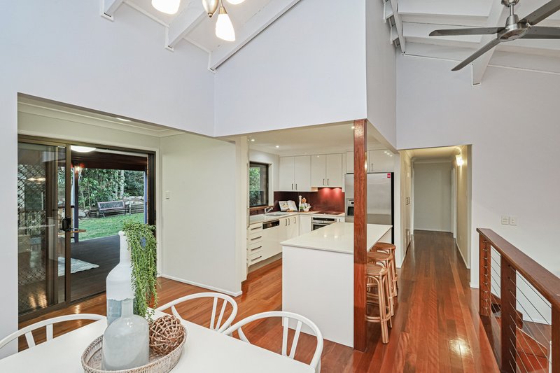 Photo - 7 Leckmy Street, Ferny Grove QLD 4055 - Image 2