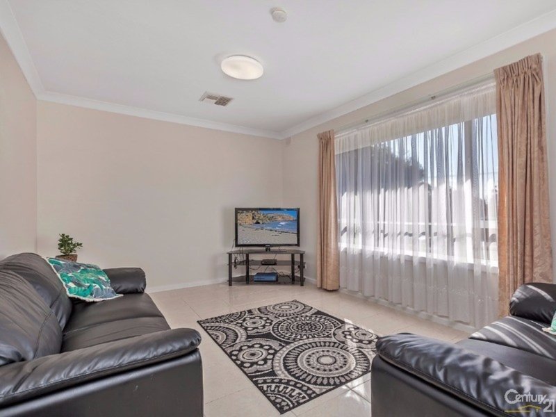 Photo - 7 Lema Avenue, Fairview Park SA 5126 - Image 2