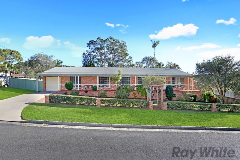 Photo - 7 Lena Close, Lake Munmorah NSW 2259 - Image 2