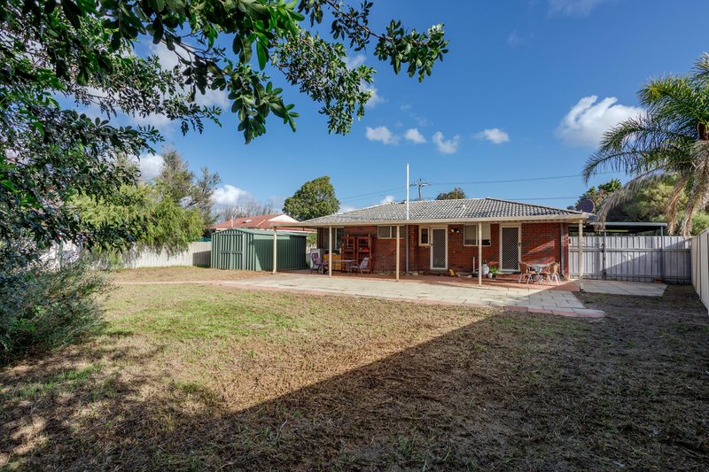 Photo - 7 Leumeah Street, Armadale WA 6112 - Image 15