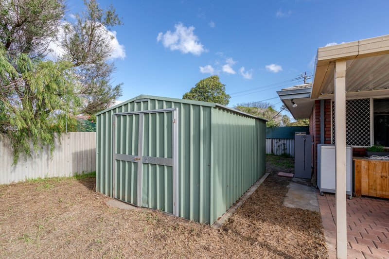 Photo - 7 Leumeah Street, Armadale WA 6112 - Image 16