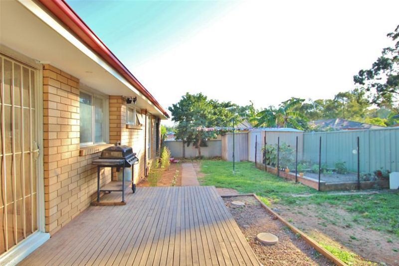 Photo - 7 Leven Place, St Andrews NSW 2566 - Image 6