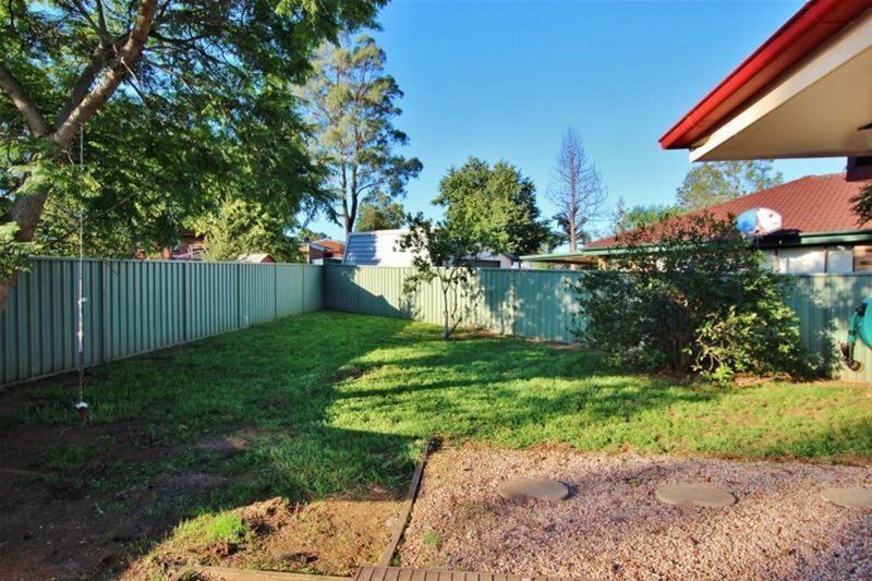 Photo - 7 Leven Place, St Andrews NSW 2566 - Image 7