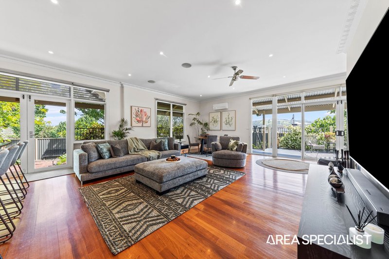 Photo - 7 Lima Place, Pakenham VIC 3810 - Image 11