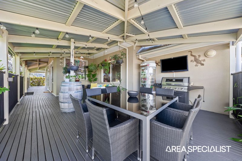 Photo - 7 Lima Place, Pakenham VIC 3810 - Image 22