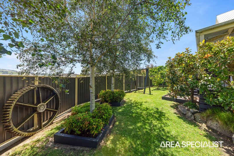 Photo - 7 Lima Place, Pakenham VIC 3810 - Image 27