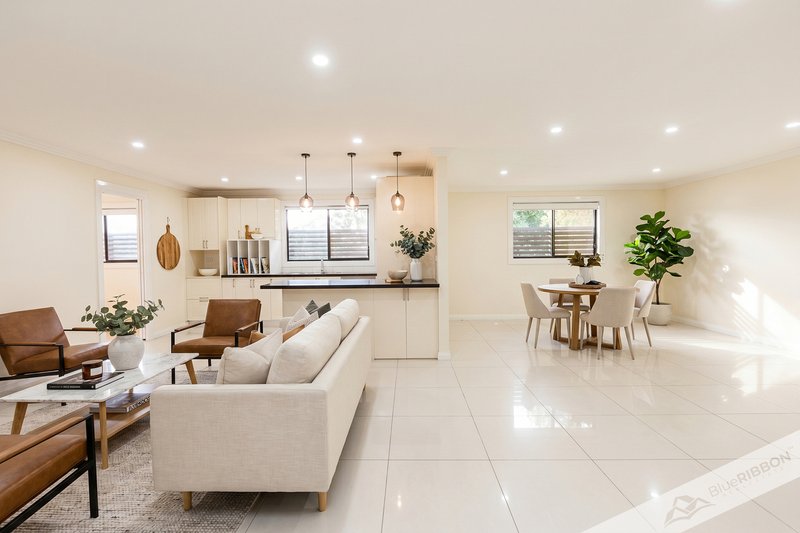 Photo - 7 Limpopo Crescent, Seven Hills NSW 2147 - Image 9