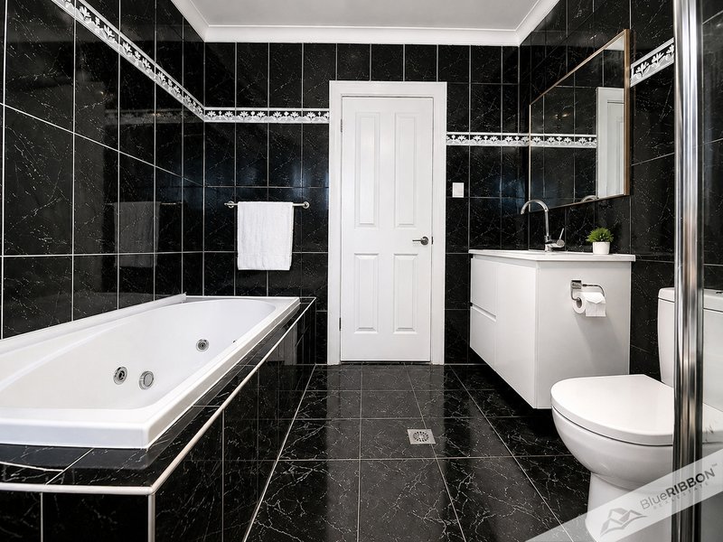 Photo - 7 Limpopo Crescent, Seven Hills NSW 2147 - Image 24