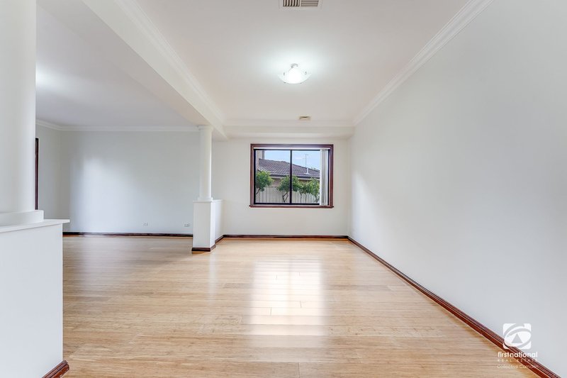 Photo - 7 Lincoln Grove, Harrington Park NSW 2567 - Image 4