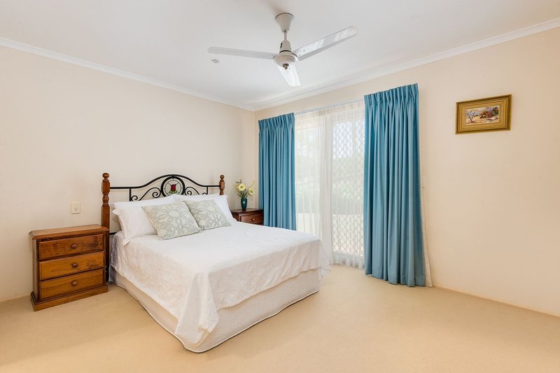 Photo - 7 Lindesay Court, Sinnamon Park QLD 4073 - Image 7