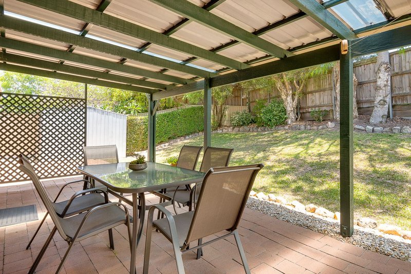 Photo - 7 Lindesay Court, Sinnamon Park QLD 4073 - Image 11