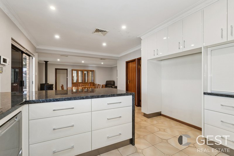 Photo - 7 Lindsay Drive, Noranda WA 6062 - Image 6
