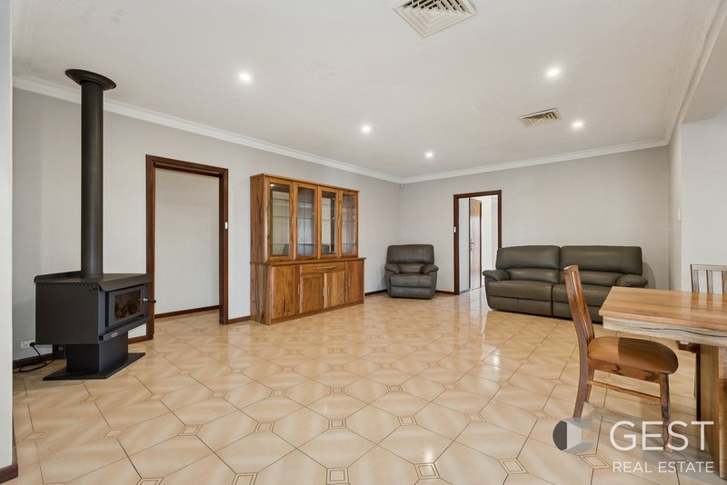 Photo - 7 Lindsay Drive, Noranda WA 6062 - Image 11