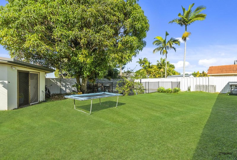 Photo - 7 Ling Place, Palm Beach QLD 4221 - Image 11