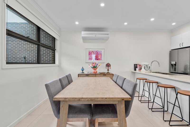 Photo - 7 Linoak Avenue, Lalor VIC 3075 - Image 7