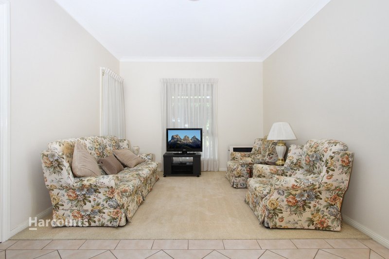 Photo - 7 Linton Court, Kanahooka NSW 2530 - Image 6