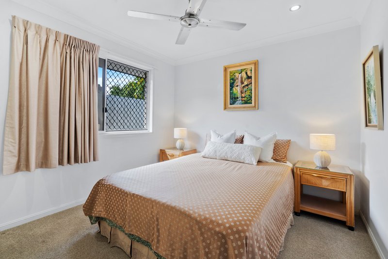 Photo - 7 Liriope Place, Victoria Point QLD 4165 - Image 14