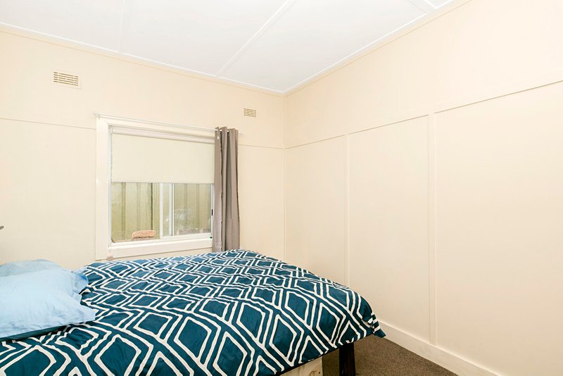 Photo - 7 Little Addison Street, Goulburn NSW 2580 - Image 2