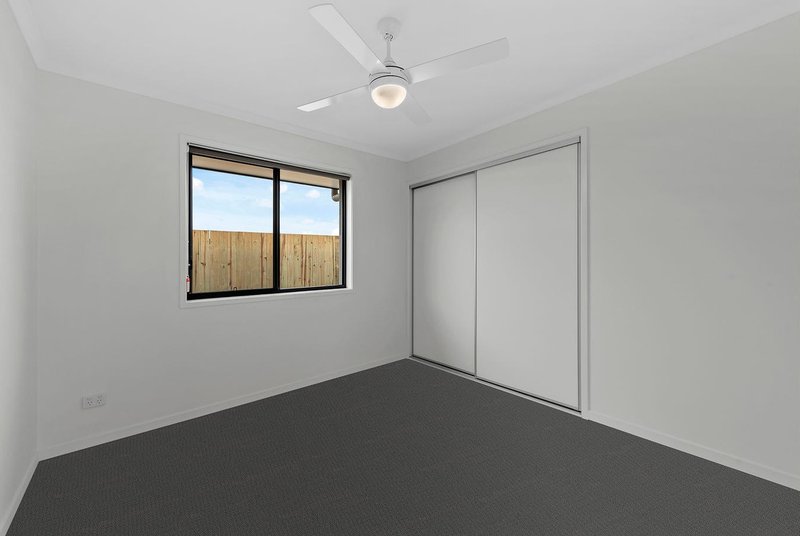 Photo - 7 Liverpool Circuit, Yarrabilba QLD 4207 - Image 7