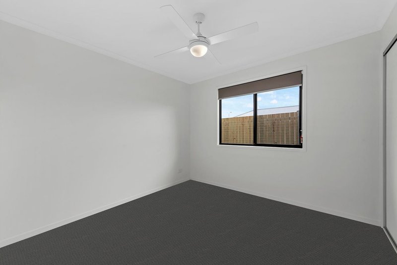 Photo - 7 Liverpool Circuit, Yarrabilba QLD 4207 - Image 8