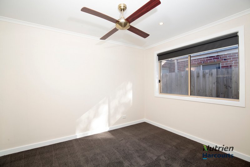 Photo - 7 Loan Street, Yea VIC 3717 - Image 9