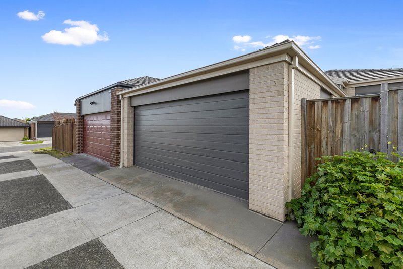 Photo - 7 Lochinver Street, Wollert VIC 3750 - Image 11