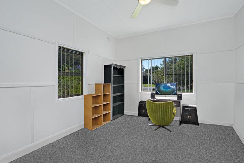 Photo - 7 Lock Avenue, Springfield NSW 2250 - Image 7