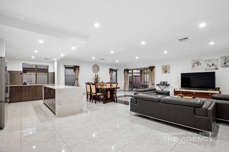 Photo - 7 Lockway Street, Southern River WA 6110 - Image 3