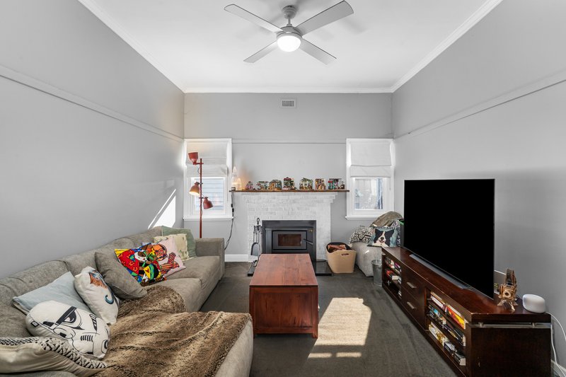 Photo - 7 Loco Street, Seymour VIC 3660 - Image 3
