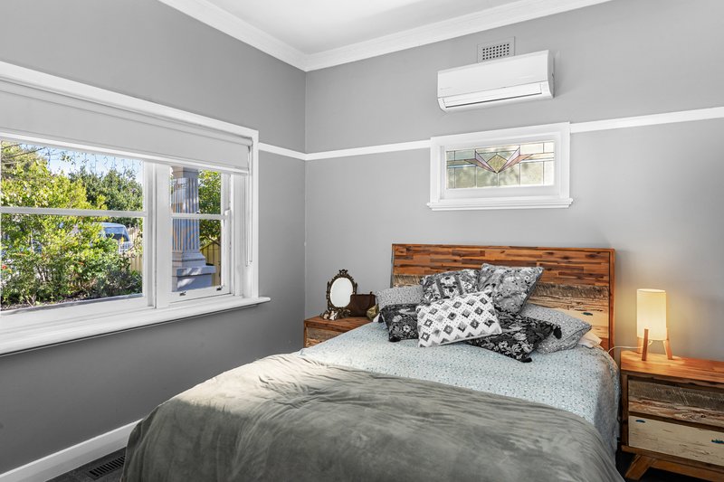 Photo - 7 Loco Street, Seymour VIC 3660 - Image 4