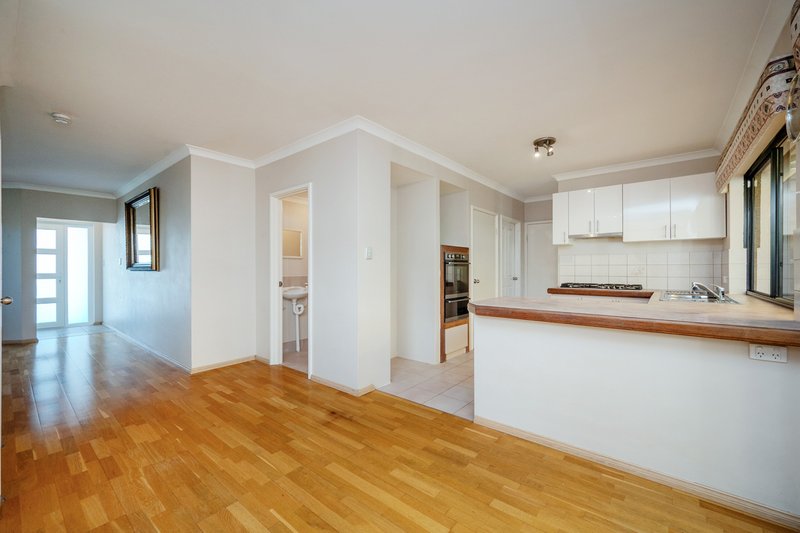 Photo - 7 Long Beach Promenade, Mindarie WA 6030 - Image 9
