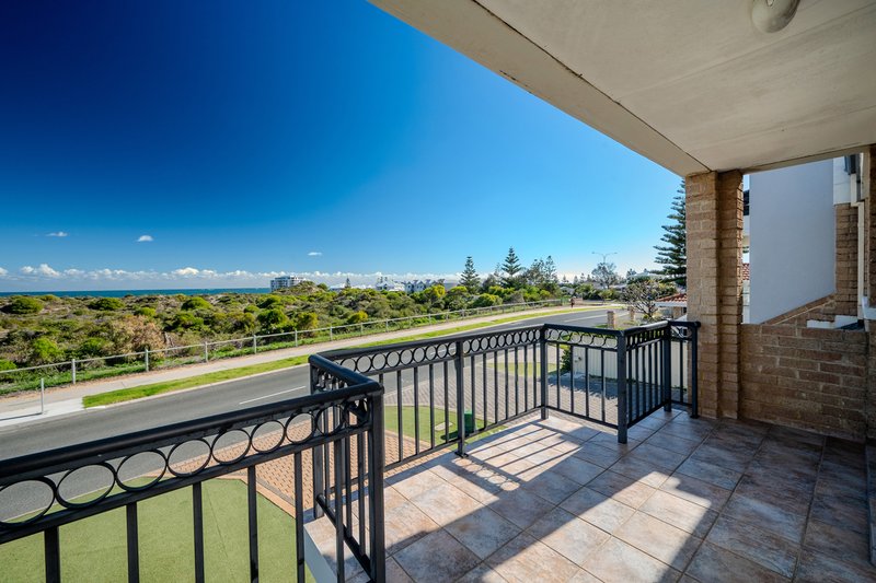 Photo - 7 Long Beach Promenade, Mindarie WA 6030 - Image 29