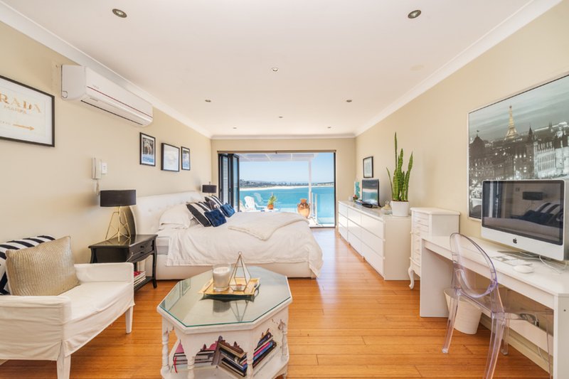 Photo - 7 Lookout Avenue, Dee Why NSW 2099 - Image 7