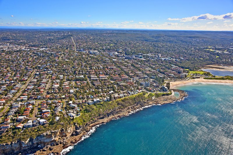 Photo - 7 Lookout Avenue, Dee Why NSW 2099 - Image 11